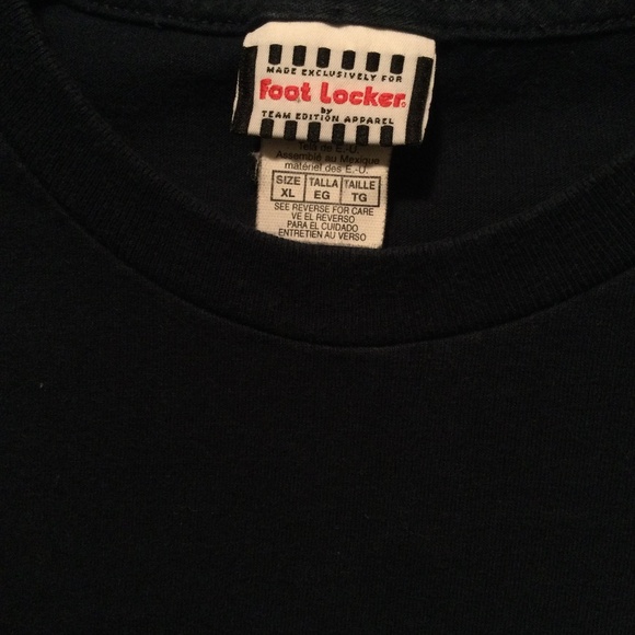 Foot Locker North Carolina Tar Heels Tee-Shirt - Picture 2 of 5